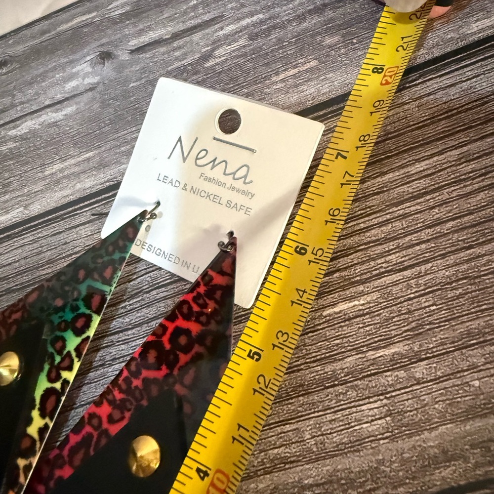NWT Nena Rainbow Leopard Print Triangle Earrings black gold lead & nickel free - Picture 6 of 6